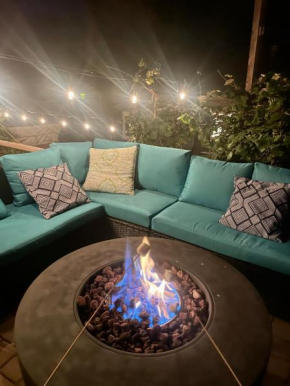 Cozy winter wonderland in Flagstaff Home